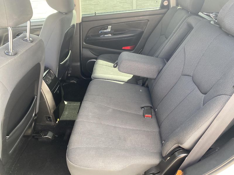 SsangYong Rexton 2.0CD-i 4x4 7M MAN 155PS 170KM - fotka 102 z 151