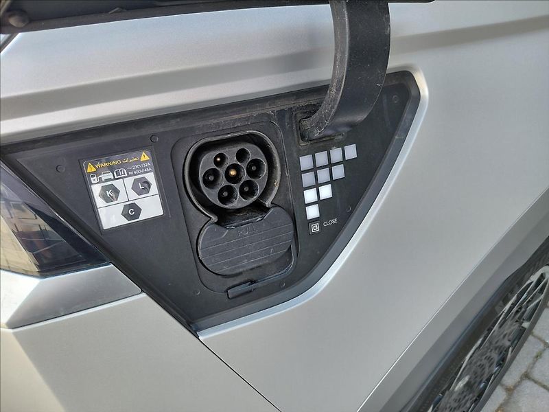 Hyundai Ioniq POWER4×2 STYLE PREM TECH - fotka 26 z 27