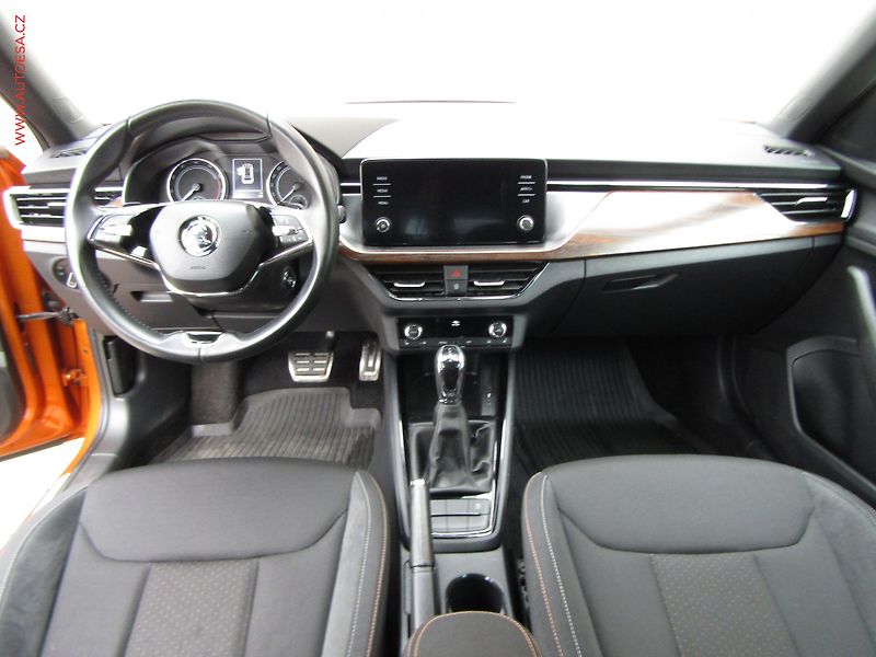 Škoda Kamiq (2022) 1.5 TSi, ČR, ScoutLine, DSG - fotka 8 z 23