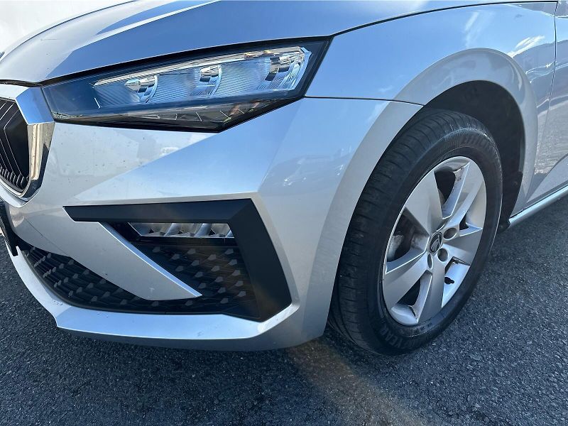 Škoda Scala 1,0 TSI / 85 kW Selection - fotka 21 z 22