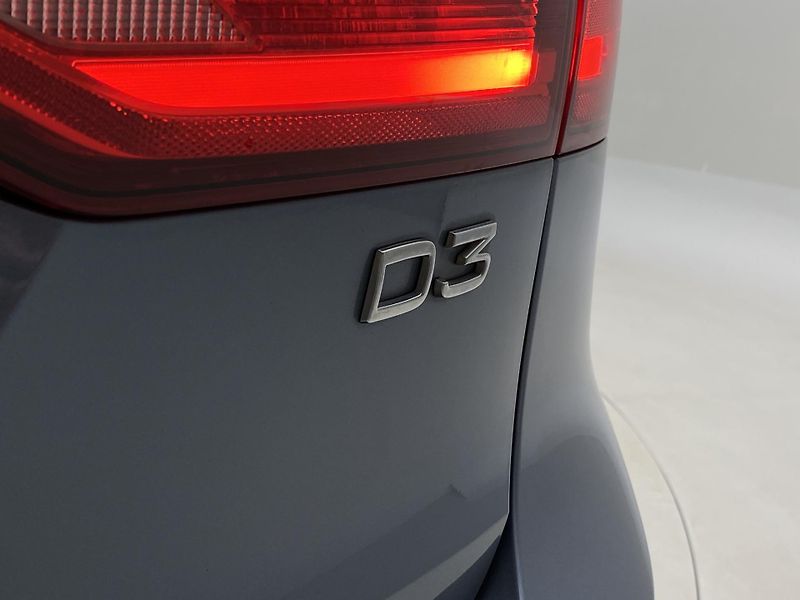 Volvo V90 D3 KINETIC REZERVACE - fotka 33 z 38