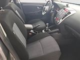 Kia Ceed (2010) 1.6 CRDi, po STK, Tažné - náhled 9
