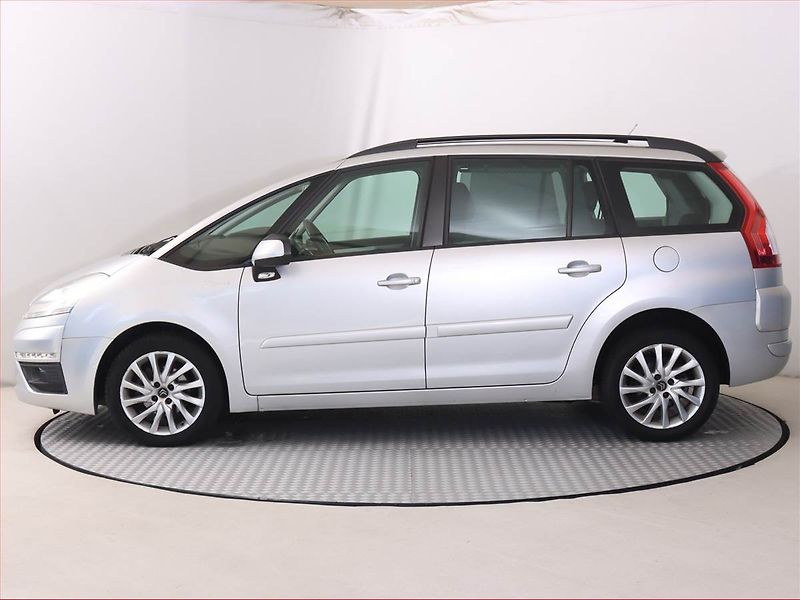 Citroën C4 Picasso (2012) 1.6 HDi, Automat, 7 míst - fotka 3 z 19