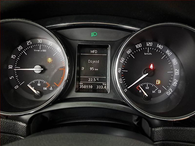 Škoda Superb (2008) 2.0 TDI, Navi, Tempomat - fotka 11 z 23