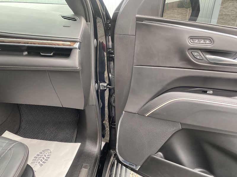 Cadillac Escalade 6.2i V8 430PS FULL 46TKM LPG!! - fotka 128 z 168