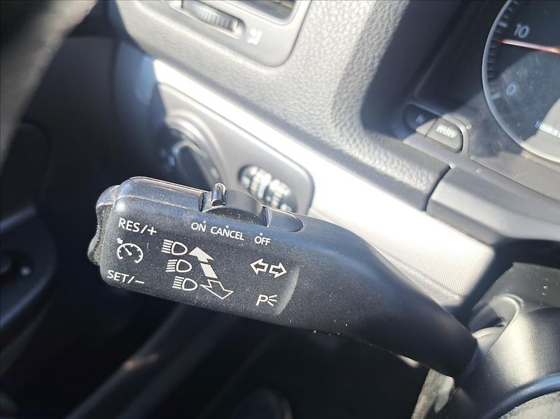 Volkswagen Golf 2,0   TDi 1MAJ*Tažné*Rozvody - fotka 15 z 34