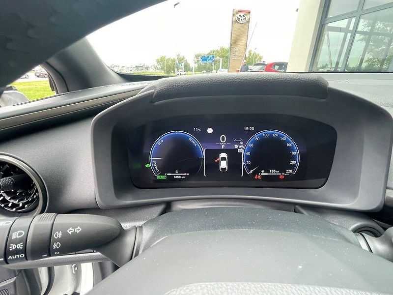 Toyota C-HR 2.0HEV, ČR, Executive, 2x pneu - fotka 18 z 32