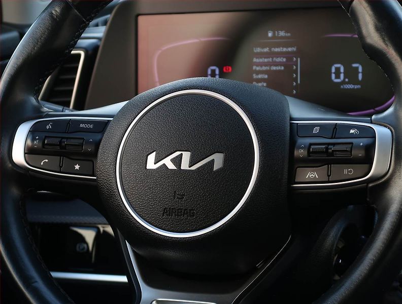 Kia Sportage (2022) 1.6 T-GDI - fotka 20 z 20