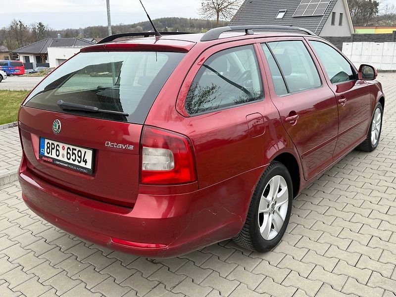 Škoda Octavia (2009) - fotka 6 z 30