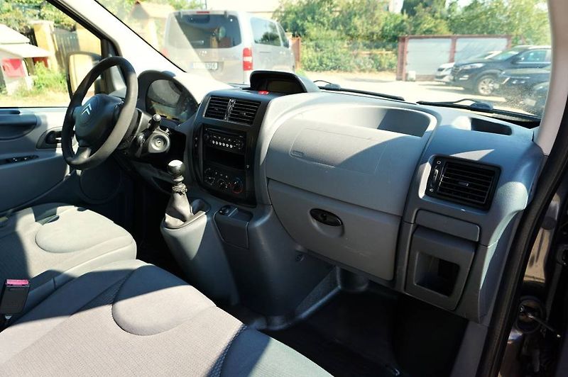 Citroën Jumpy (2009) 2.0 HDI 16V 88 kW - fotka 22 z 35