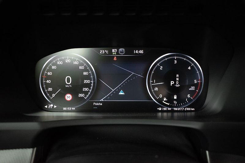 Volvo XC90 B5 AWD R-DESIGN*POLESTAR CHIP* - fotka 22 z 46