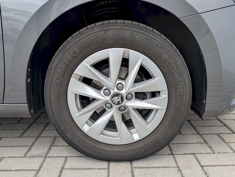 Škoda Fabia (2025) 1,0 TSI / 70 kW Selection - fotka 16 z 30