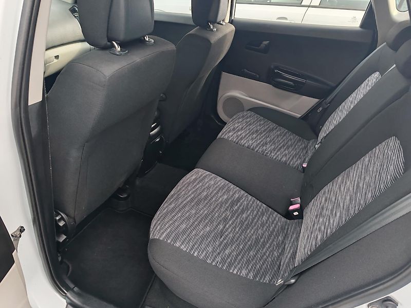 Kia Ceed 1.4 - fotka 13 z 26