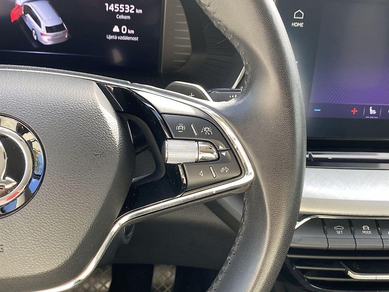 Škoda Octavia (2023) Combi 2.0 TDI DSG Ambition - fotka 20 z 35