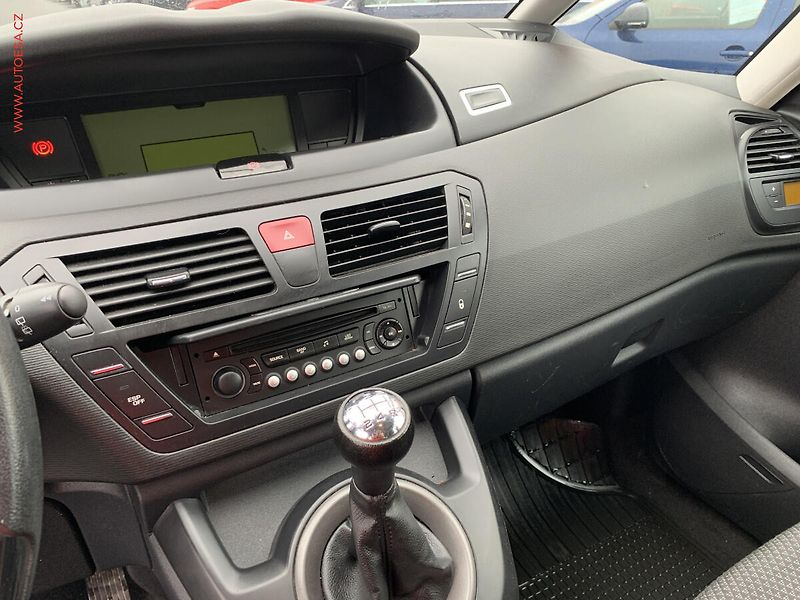 Citroën C4 Picasso (2010) 1.6i, ČR, AC, TZ, tempo - fotka 14 z 18