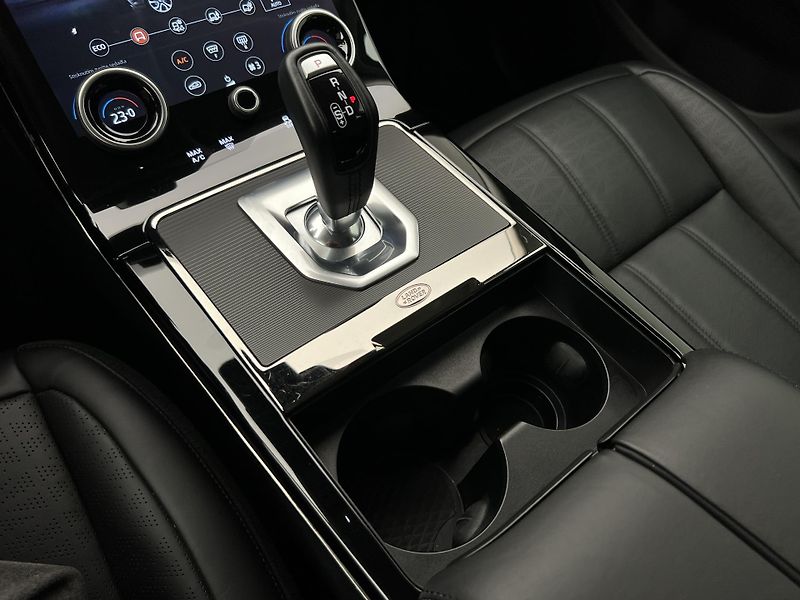 Land Rover Range Rover Evoque P200 R-DYNAMIC HSE AUT CZ - fotka 29 z 48