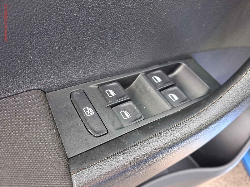 Škoda Fabia (2015) 1.2 TSi, Style, +kola - fotka 13 z 17