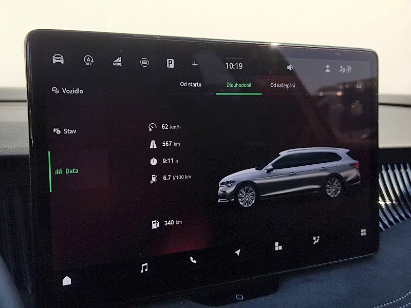 Škoda Superb (2025) Combi SportLine 2,0 Tdi 142 Kw - fotka 11 z 45