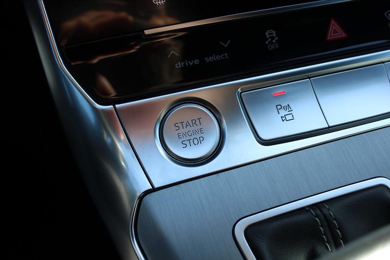 Audi A6 3,0 50TDi  50,S-LINE,TOP,DPH - fotka 37 z 38