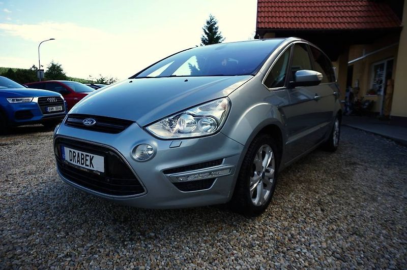 Ford S-MAX (2014) TITANIUM 2,0 TDCI 103 kW - fotka 8 z 39