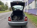 Škoda Octavia 1,6 MPi Ambiente/ servisní k. - náhled 15