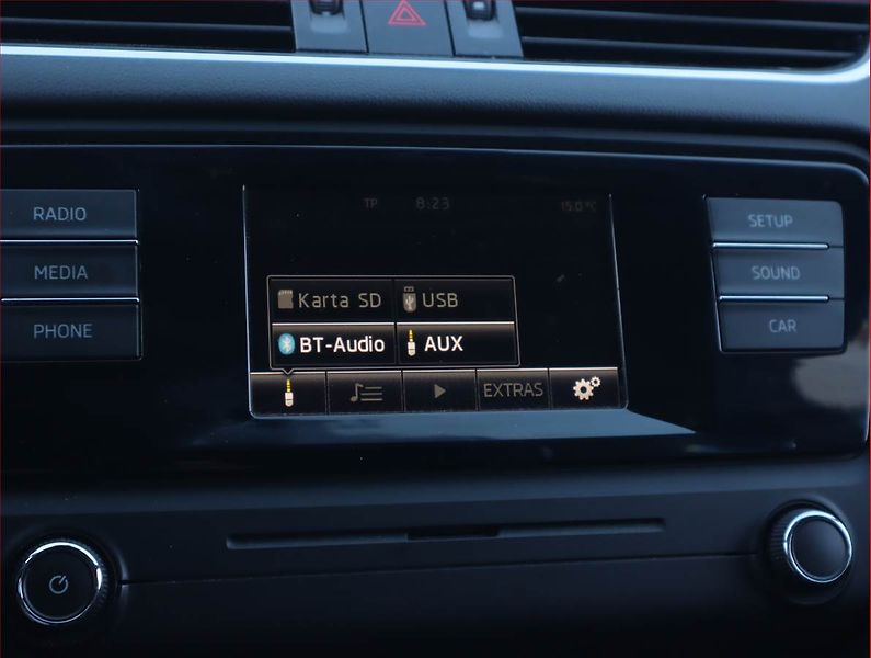 Škoda Octavia (2015) 2.0 TDI, Serv.kniha, Kůže - fotka 16 z 19