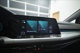 Volkswagen Golf 1,5 eTSI DSG KAMERA VÝHŘEV ČR - náhled 33
