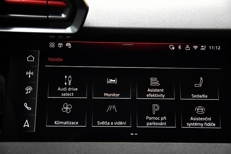 Audi RS 3 2.5 TFSi 294 kW /// REZERVACE  - fotka 31 z 51