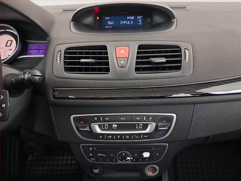 Renault Mégane (2011) 1.6 16V, ČR,1.maj, Tempomat - fotka 12 z 16