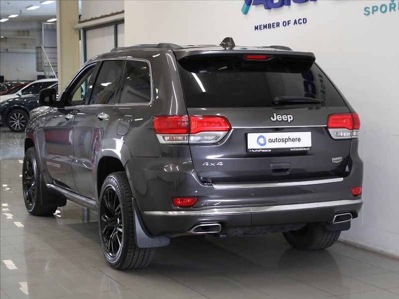 Jeep Grand Cherokee 3,0 V6 CRD 184kW Summit 62tkm! - fotka 3 z 26