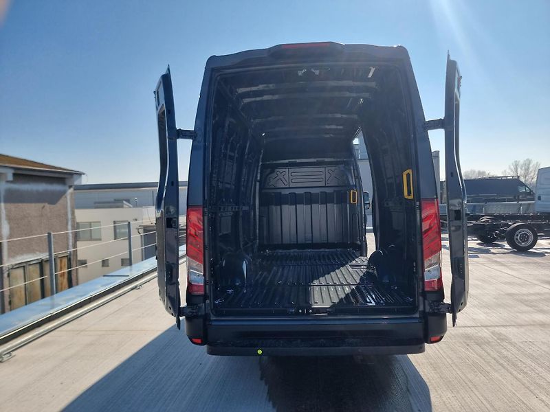 Iveco Daily (2026) 35S18/L3H2/Navi/LED - fotka 7 z 13