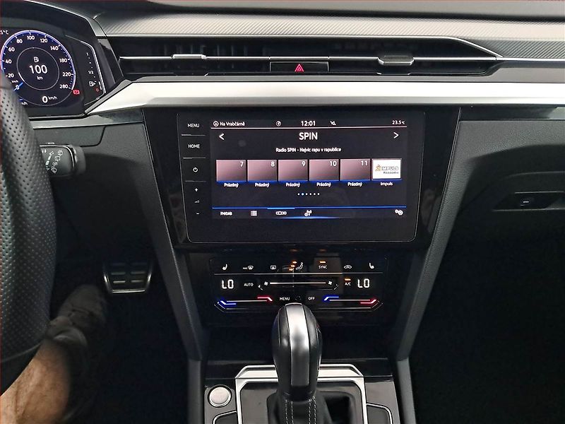 Volkswagen Arteon (2021) R-line 2.0 TDI - fotka 12 z 23
