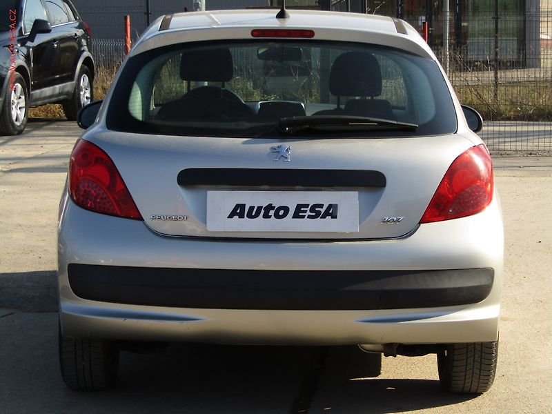 Peugeot 207 (2009) 1.4i, ČR, AC, zmk.řazení - fotka 5 z 15