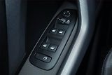 Peugeot 2008 (2018) 1.2 PureTech, Automat - náhled 21
