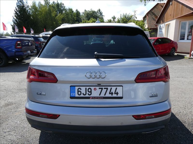 Audi Q5 2,0 TDi 120kW quattro,po servi - fotka 8 z 46