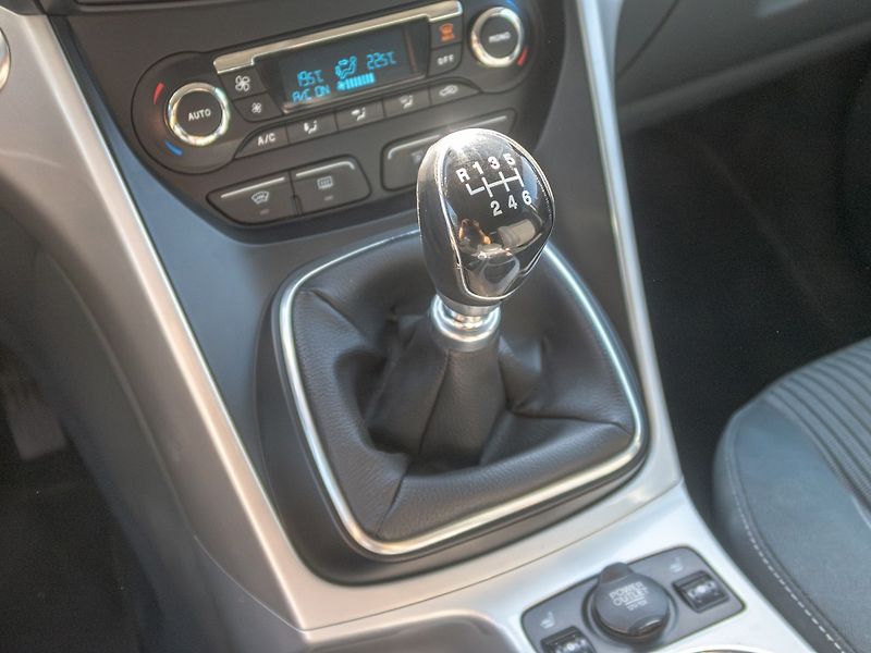 Ford C-MAX (2011) 1.6T 110KW - fotka 27 z 49