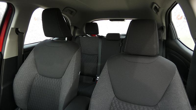 Mazda 2 1.5 Hybrid e-CVT Agile - fotka 7 z 22