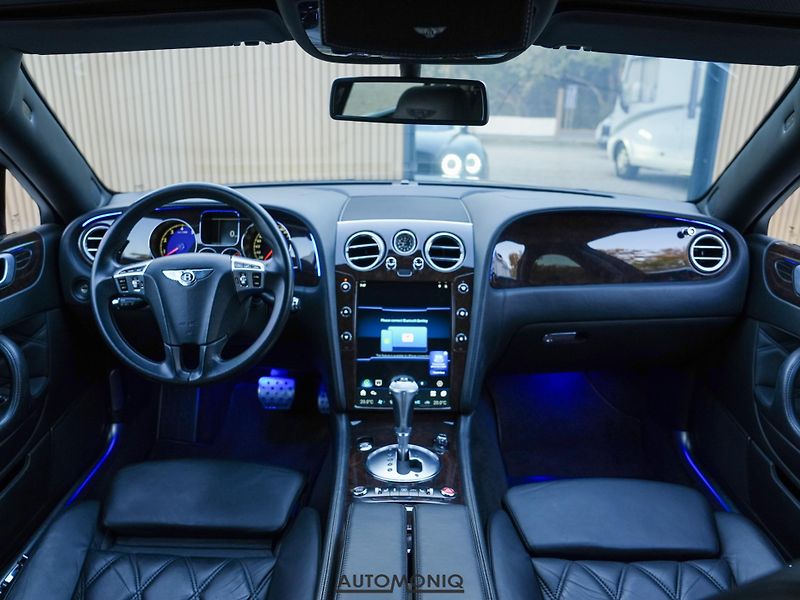 Bentley Continental Flying Spur (2010) Speed 6.0 Naim, Chladnička - fotka 4 z 25