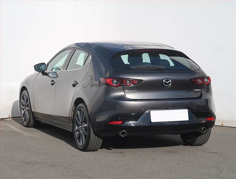 Mazda 3 (2021) 2.0 Skyactiv-G, 70TKM,Klima - fotka 4 z 23