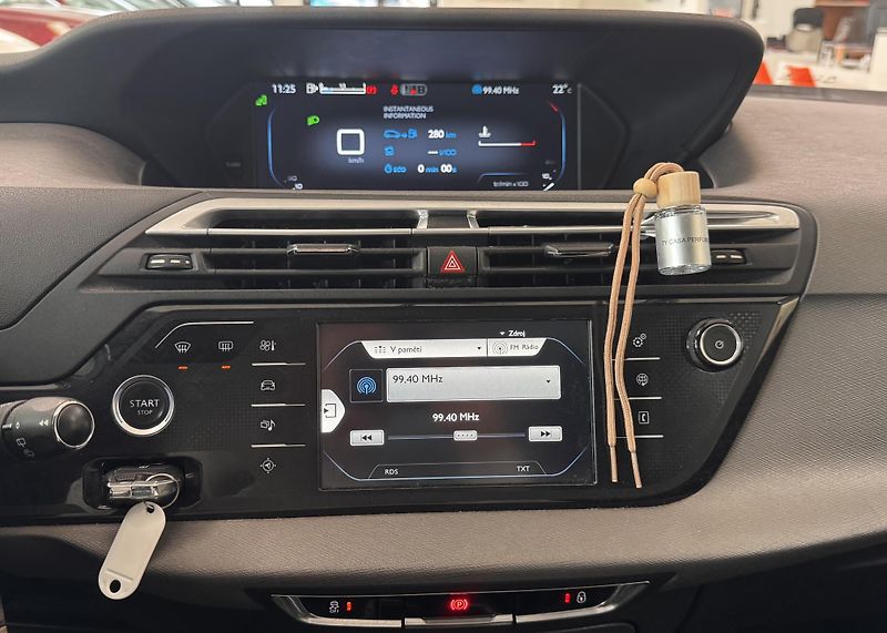 Citroën Grand C4 Picasso 1.6 HDI,Intensive ,ČR, 7 míst - fotka 19 z 29