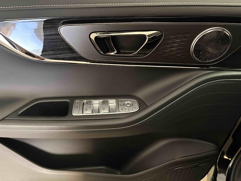 Omoda 5 (2025) 1.6 Premium 108 kW - fotka 14 z 49