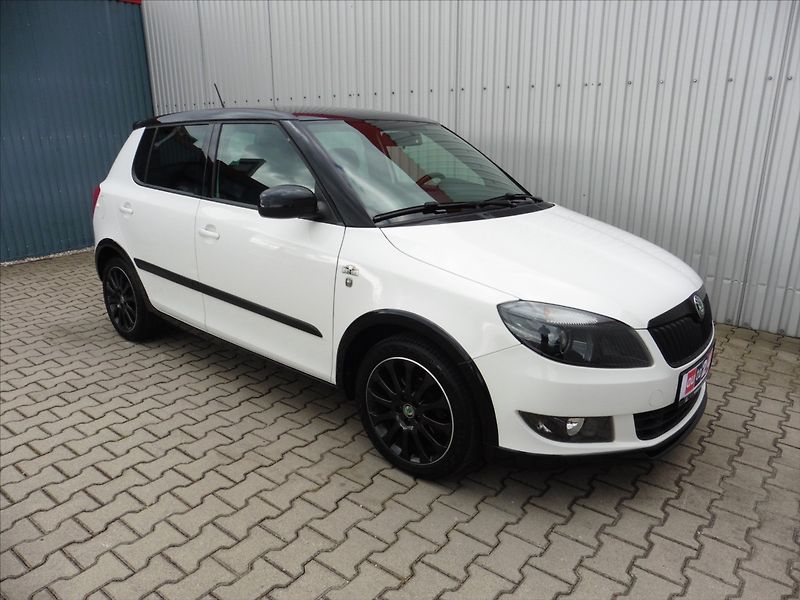 Škoda Fabia 1.2 TSi Monte Carlo 1.maj. - fotka 2 z 15