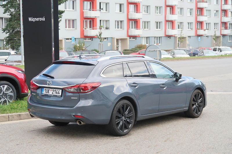 Mazda 6 (2022) WGN 2,5 G194 AT Homura,ČR,zár. - fotka 6 z 32