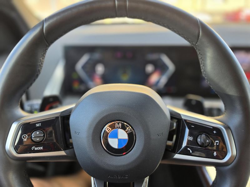 BMW X3 (2025) 20d xDrive Mpaket + tažné - fotka 21 z 23