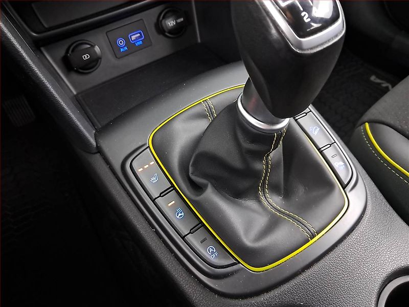 Hyundai Kona (2019) 1.0 T-GDI, Serv.kniha, Kůže - fotka 17 z 17