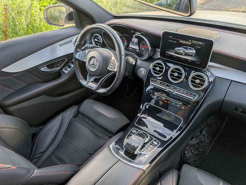 Mercedes-Benz Třídy C (2016) 3.0 V6 BiTurbo AMG C 43 - fotka 14 z 19