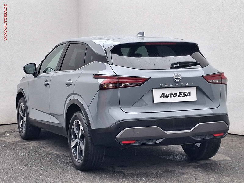 Nissan Qashqai (2024) 1.3 DIG-T, 2.maj,ČR, N - fotka 6 z 19