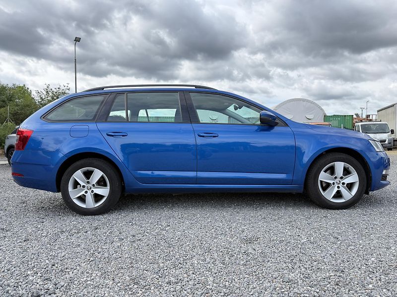 Škoda Octavia 1.5TSi Ambition 110kW ČR - fotka 4 z 19