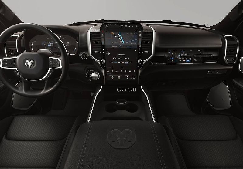 RAM 1500 (2026) 5.7 V8 401k LARAMIE PREMIUM - fotka 5 z 5