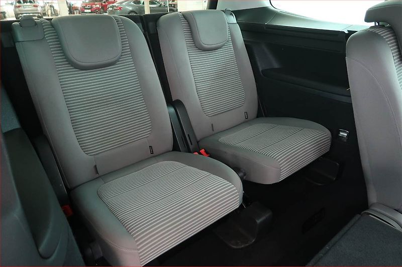 Seat Alhambra (2011) 1.4 TSI, 7 míst, Serv.kniha - fotka 19 z 19